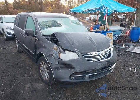 2015 Chrysler Town & Country Touring из США, поврежденный, VIN 2C4RC1BG8FR587724